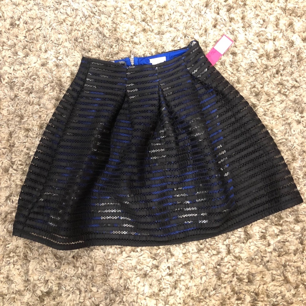 High waisted skirt.
